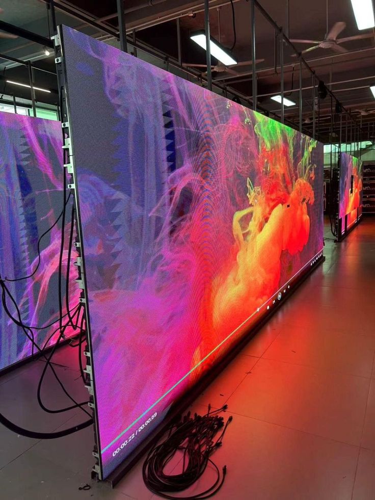 Displays & Lighting